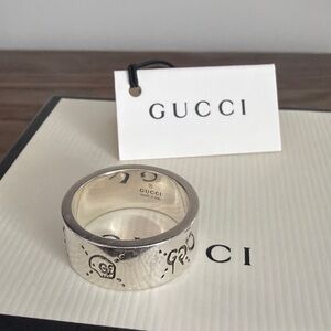 Gucci Ghost Ring with Box and Pouch size 7.5